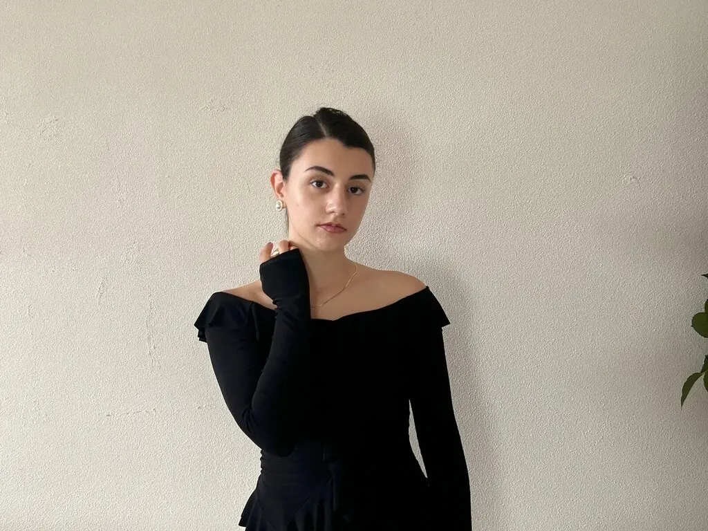 Discover BarbaraNilson VIP show