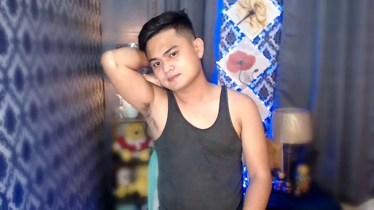Discover DerickRamsay VIP show