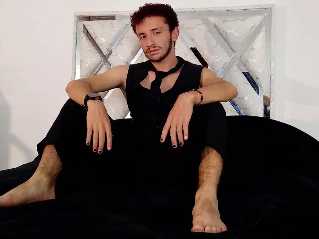 Discover DuvanGomez VIP show