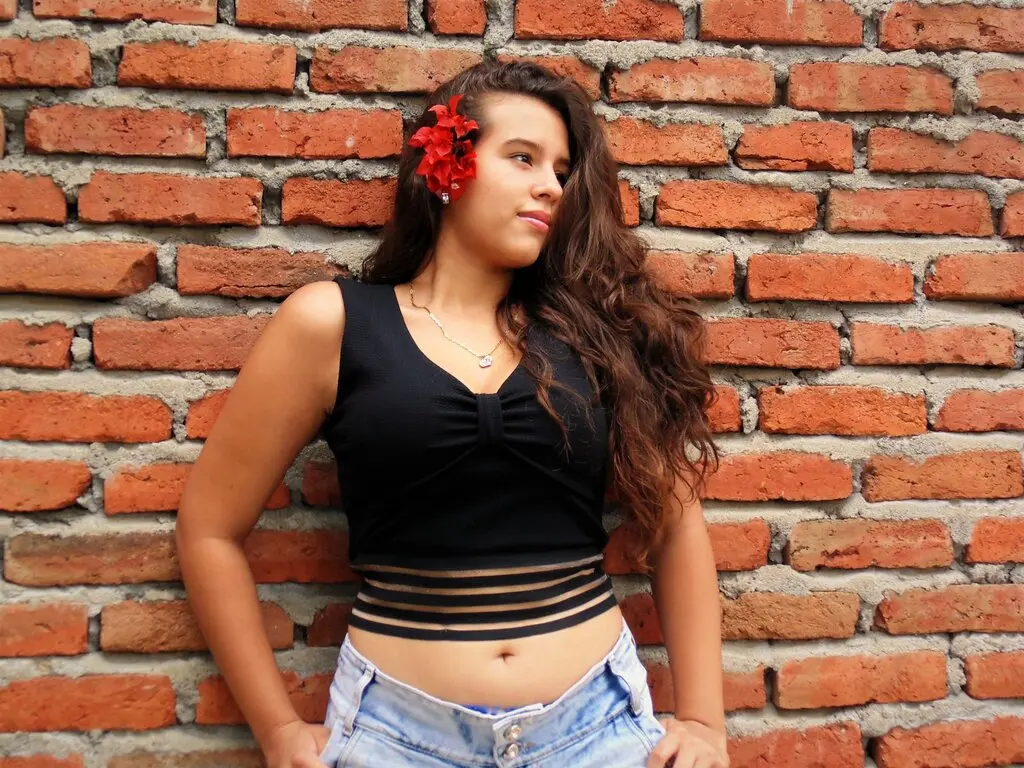Discover GabyHarvey VIP show