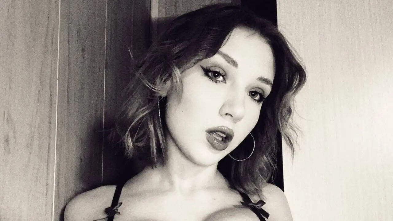 Discover HildAllman VIP show