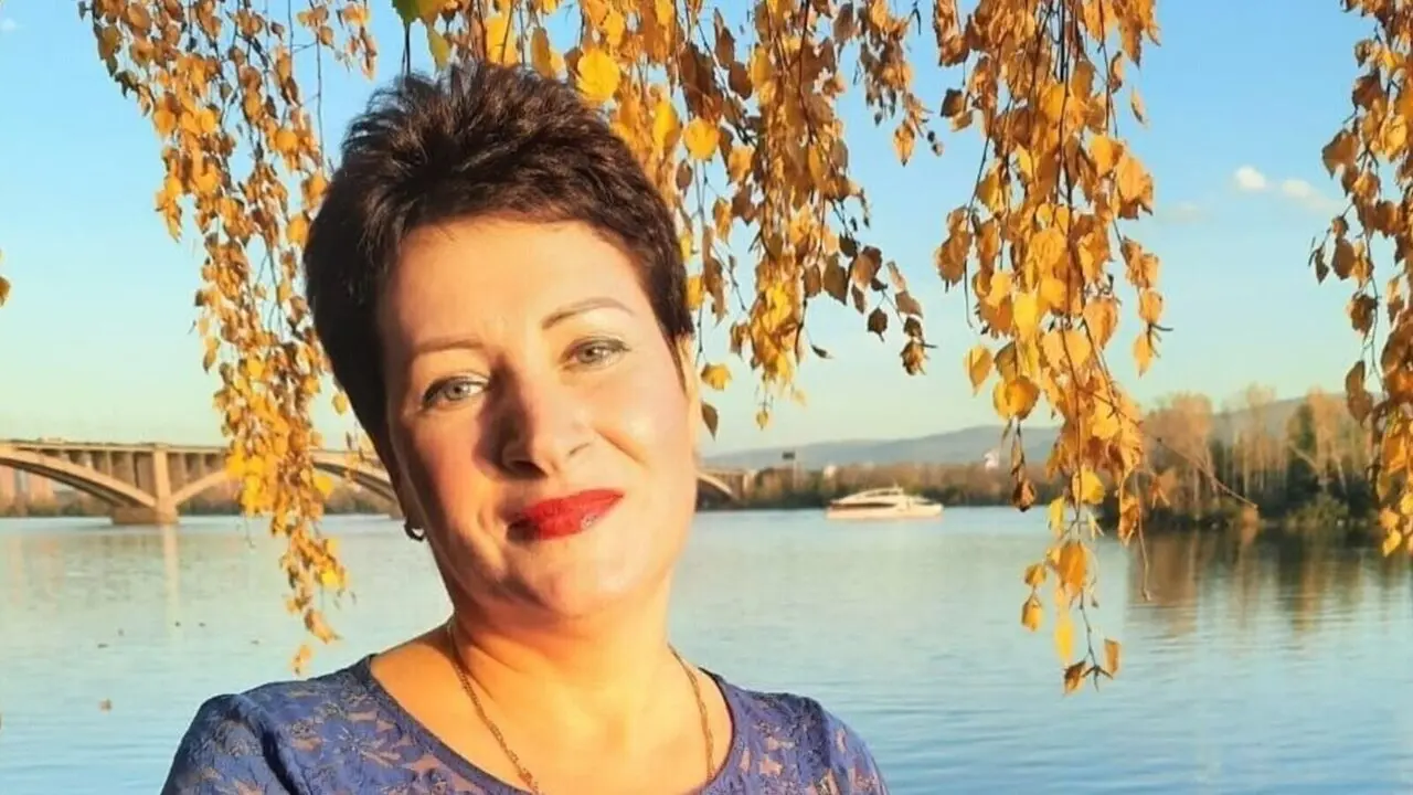 Discover JennyMons VIP show