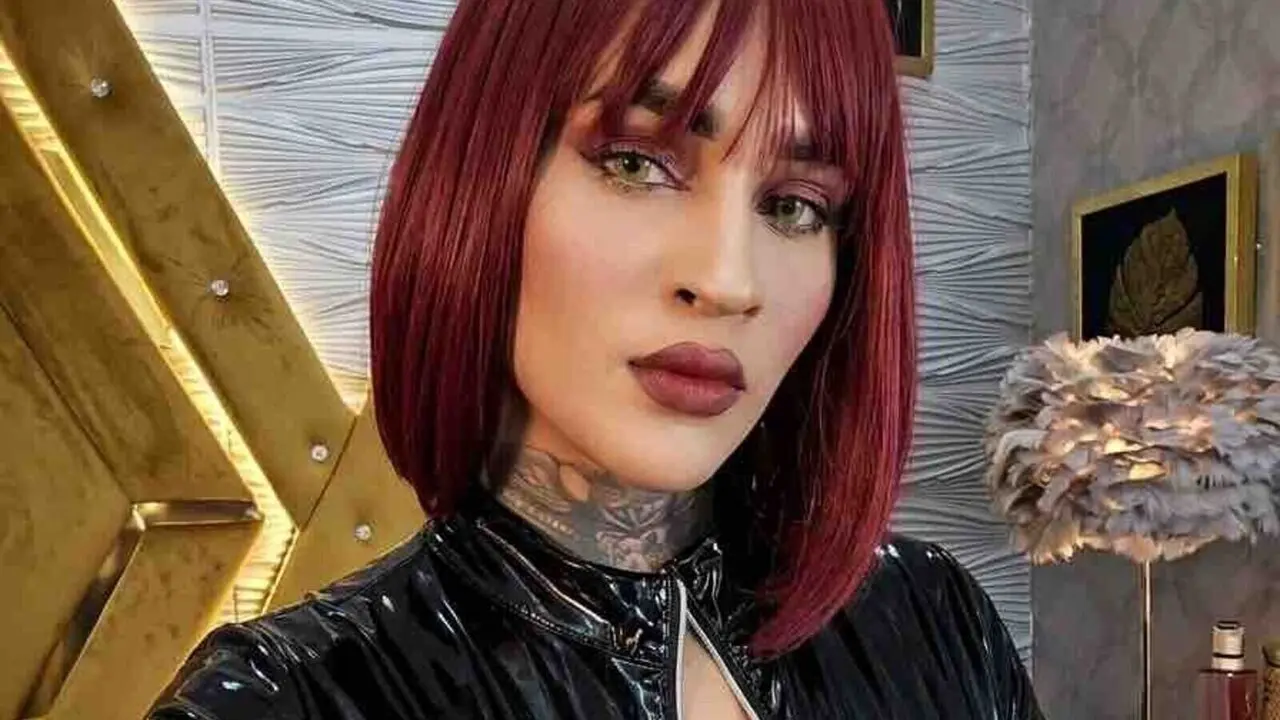 Discover KathySuares VIP show