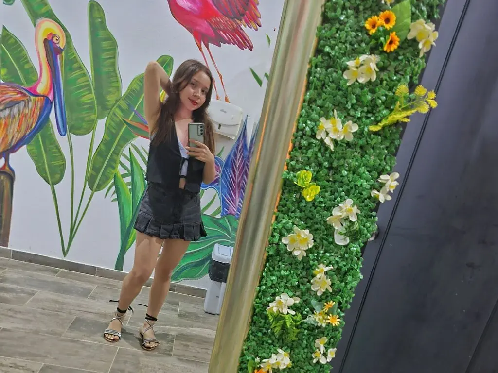 Discover LitRoss VIP show