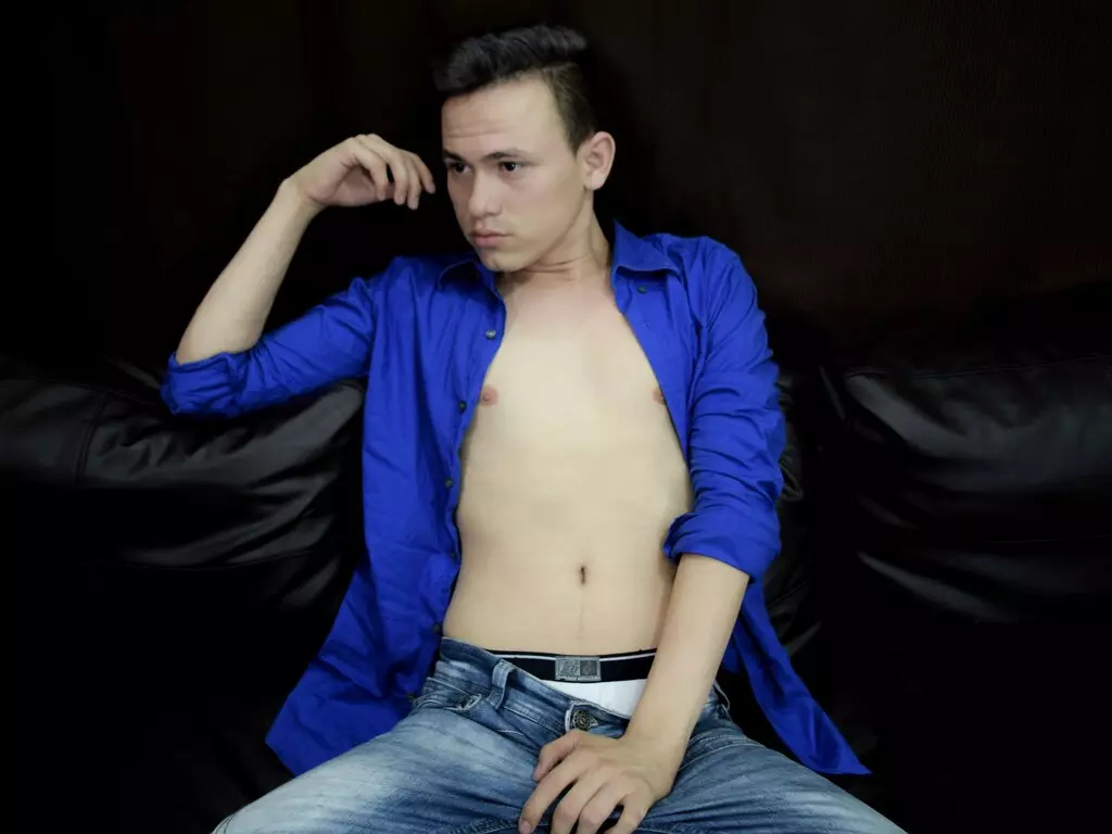 Discover lustfulTwink VIP show
