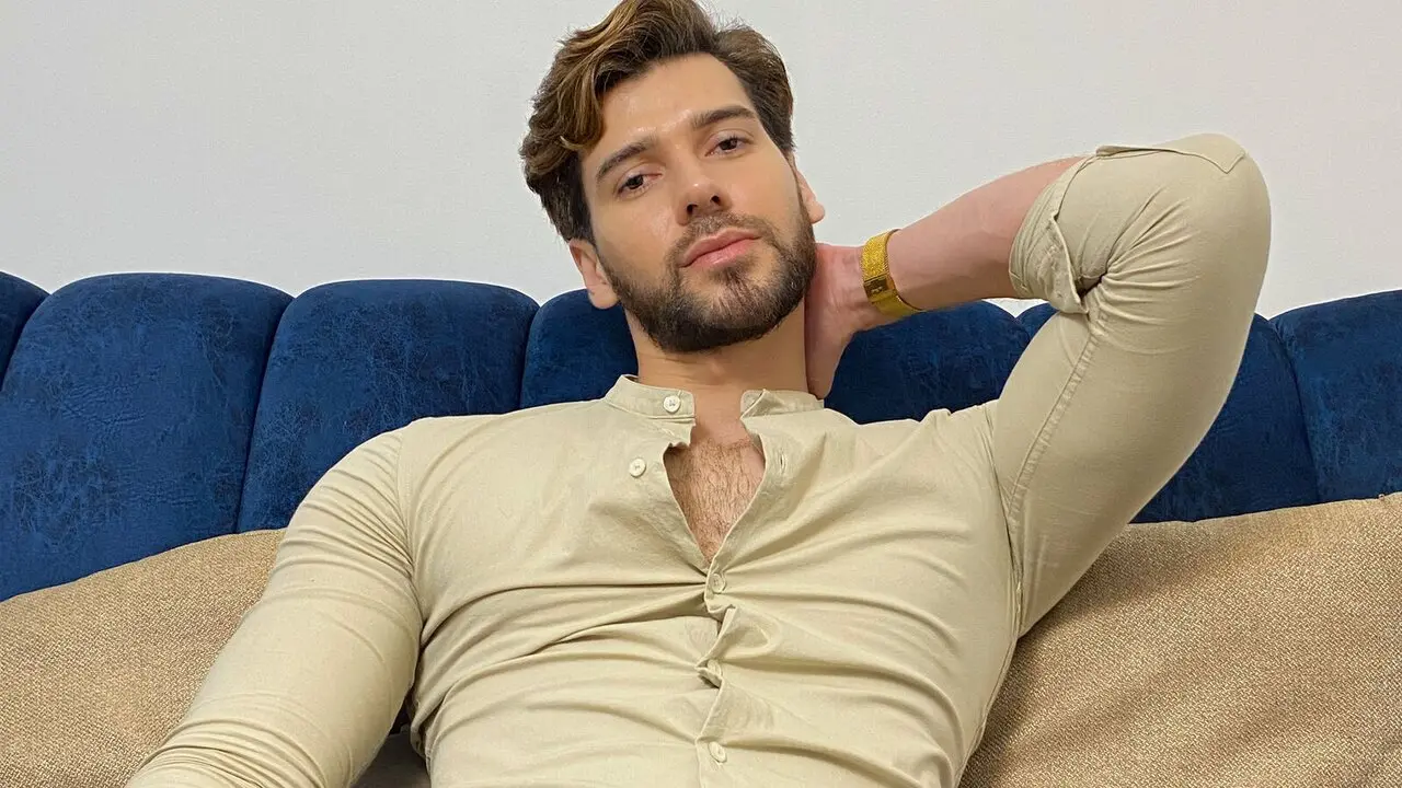 Discover MarcKlein VIP show