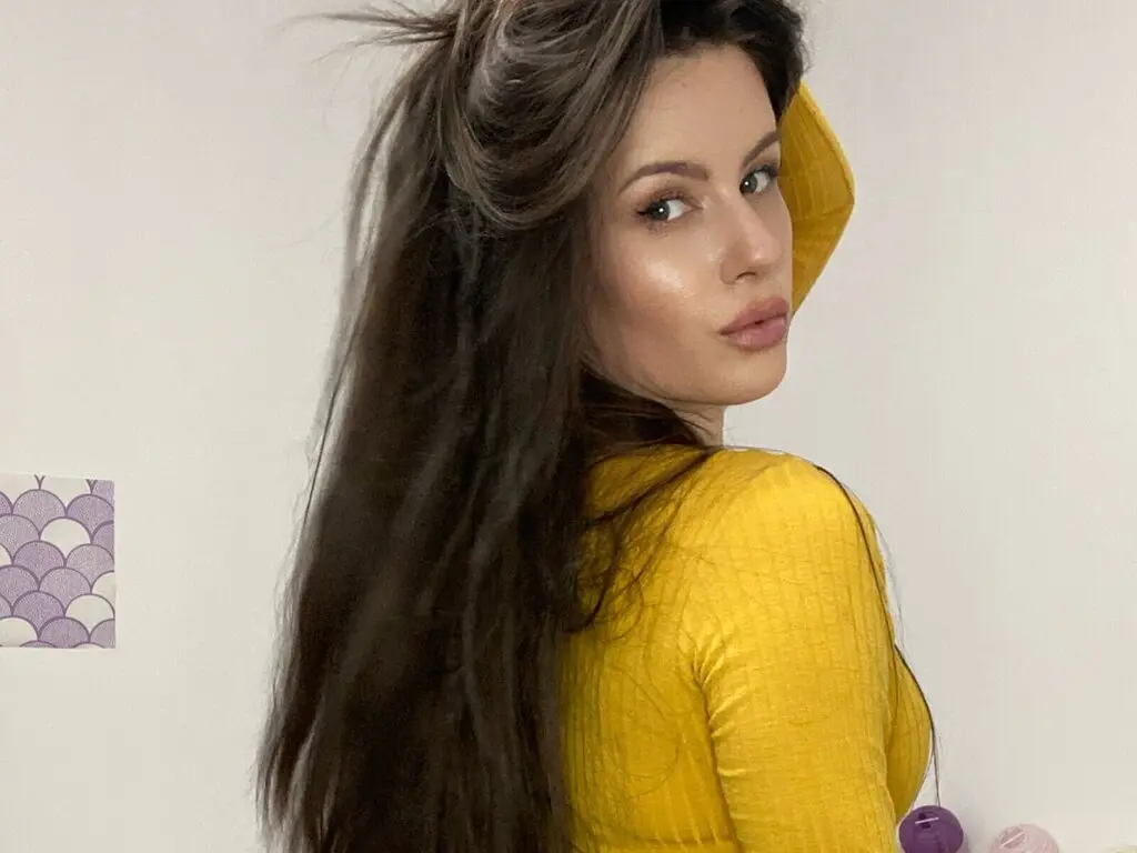 Discover MayaSophie VIP show