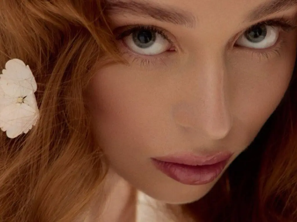 Discover PearlineJover VIP show