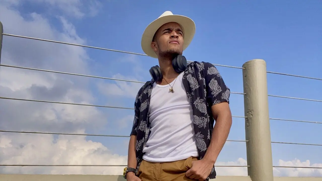 Discover SantiagoAguiar VIP show