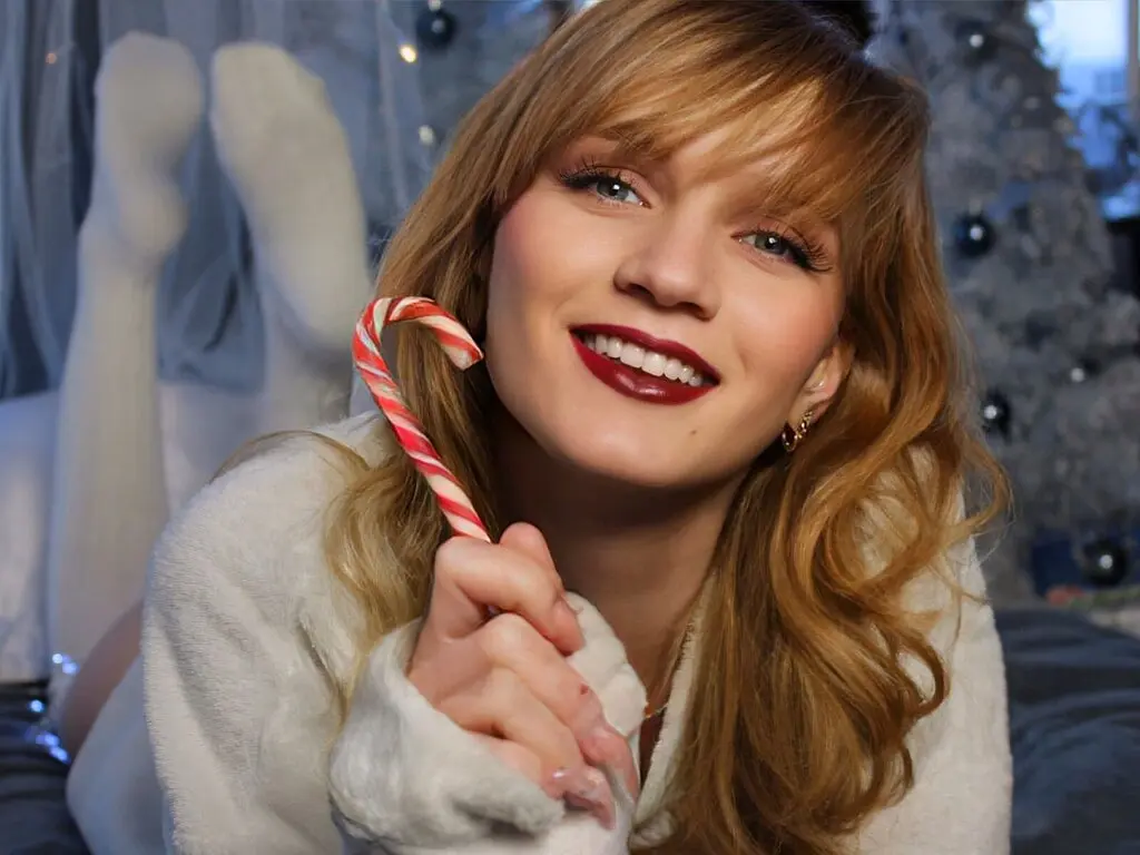 Discover SilenaCarter VIP show