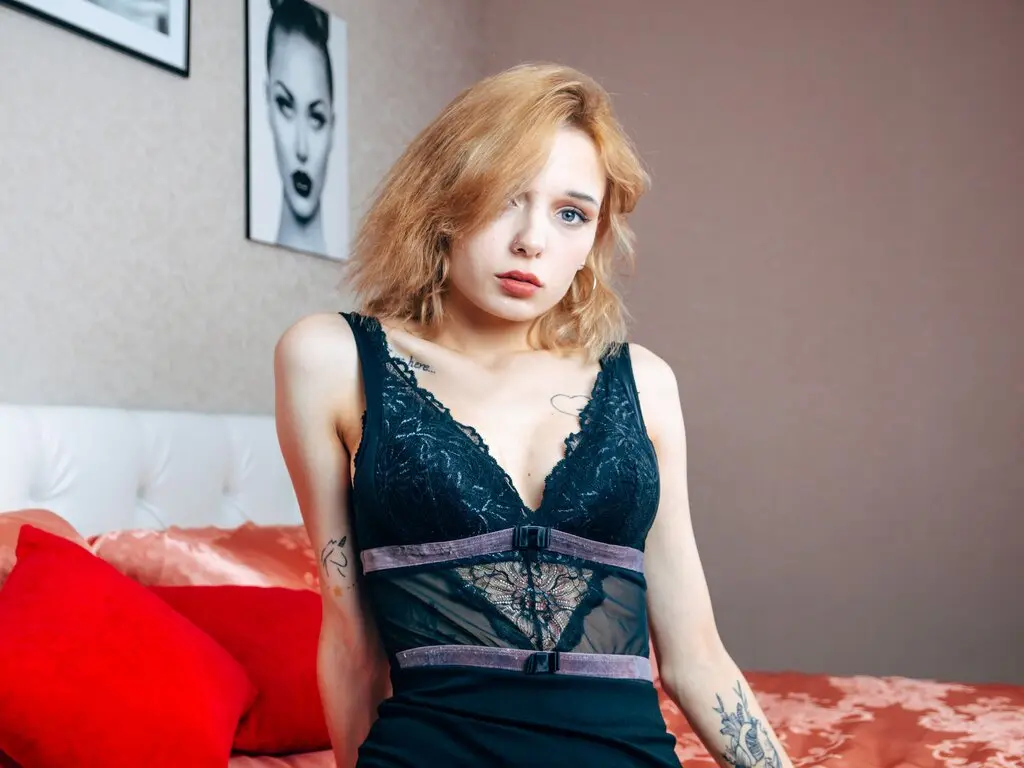 Discover YuliaCharming VIP show